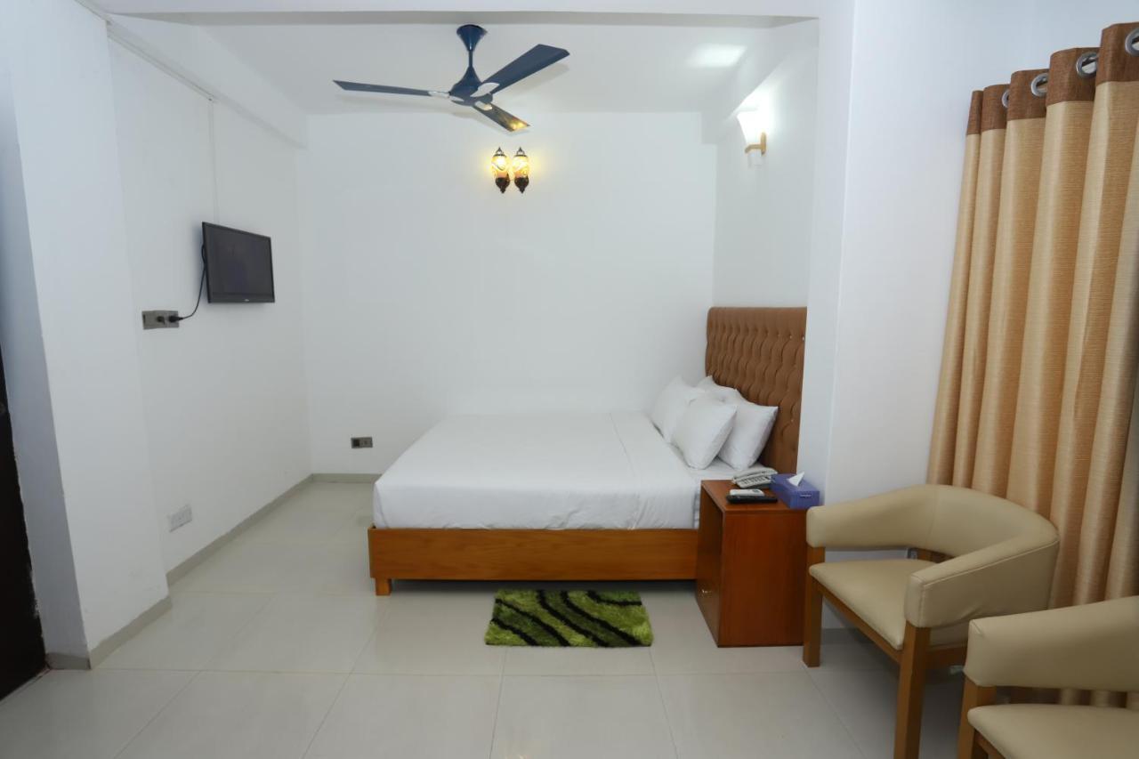 Hotel Blue Castle Dhaka Luaran gambar