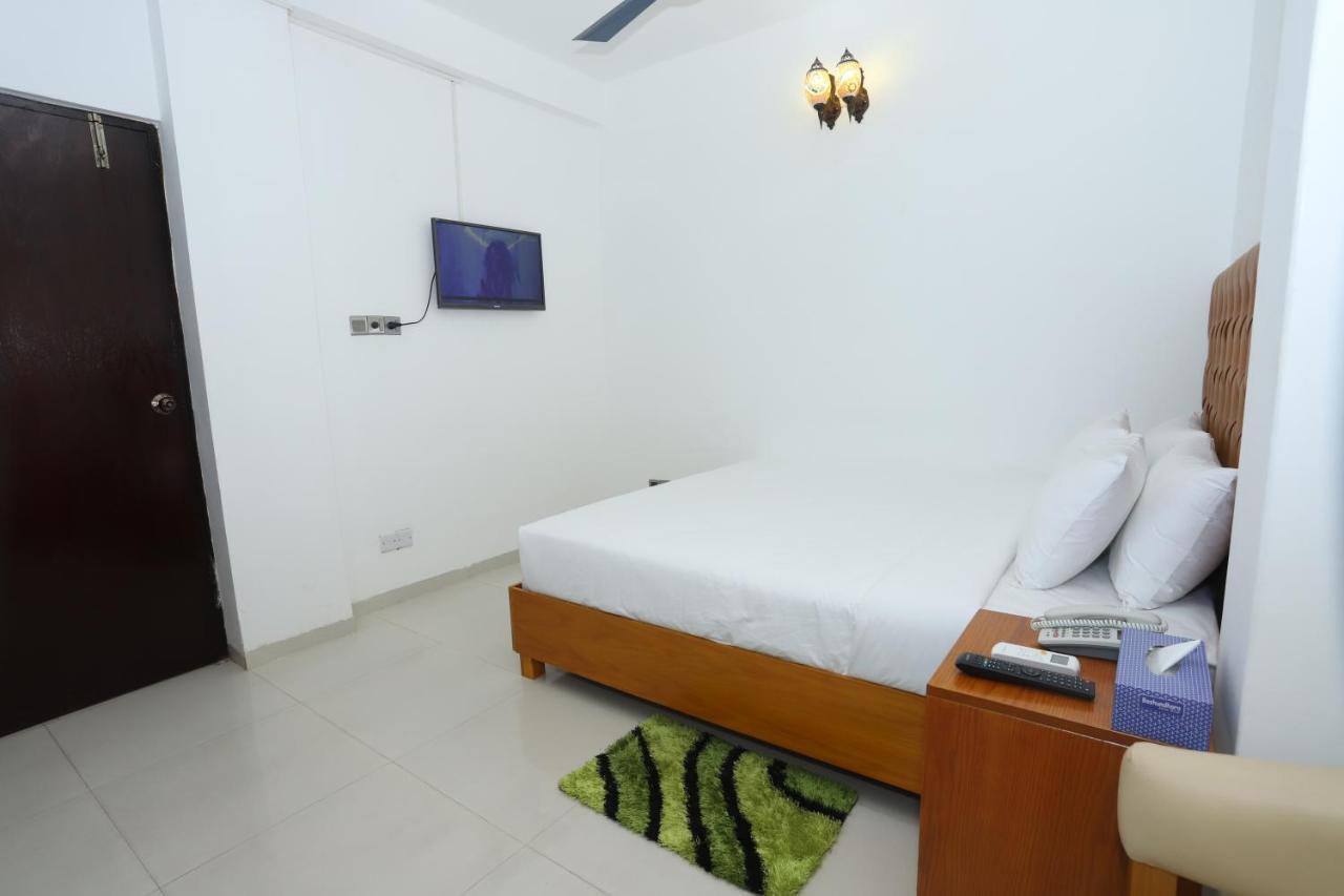 Hotel Blue Castle Dhaka Luaran gambar